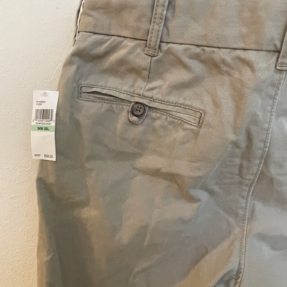 Izod Men's Flat Front Pants 34 x 30 Straight Fit Cedarwood Khaki NWT - Picture 10 of 12